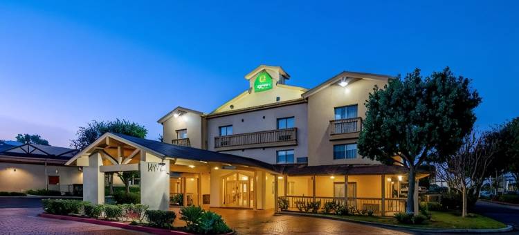 尔湾光谱温德姆拉昆塔酒店(La Quinta by Wyndham Irvine Spectrum)图片