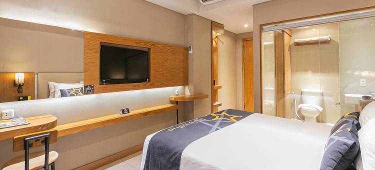 黄星安巴卢莫酒店(Yellow Star Ambarukmo Hotel)图片