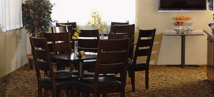 埃德蒙贝斯特韦斯特SureStay Plus酒店(SureStay Plus Hotel by Best Western Edmond)图片