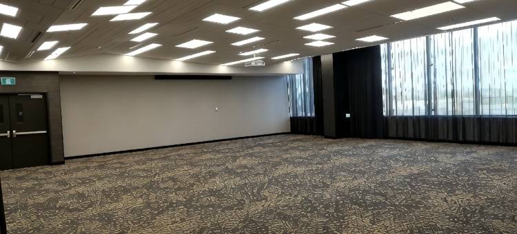 蒙特利尔布罗瑟德万豪万怡酒店(Hotel Courtyard by Marriott Montréal-Brossard)图片