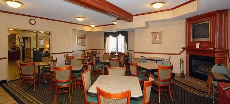 舒适套房酒店-格兰德维尔大激流城西南(Comfort Suites Grandville - Grand Rapids SW)图片
