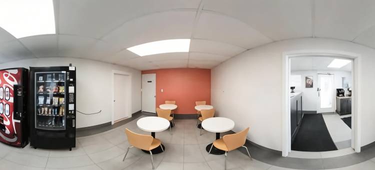四季汽车旅馆(Motel 6 Fort St. John, BC)图片