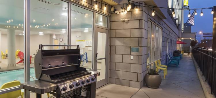 路易斯威尔努鲁医疗区希尔顿惠庭套房酒店(Home2 Suites by Hilton Louisville Downtown NuLu)图片