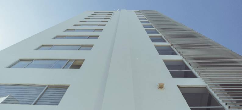 路克斯顿行政套房酒店(Luxstone Executive & Suites)图片