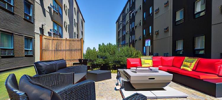 埃德蒙顿西Travelodge by Wyndham酒店(Travelodge by Wyndham Edmonton West)图片