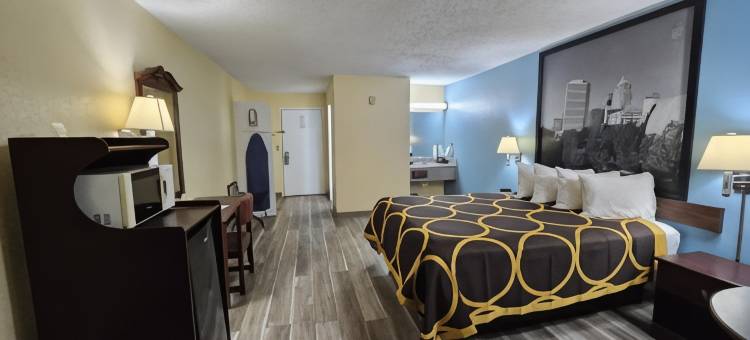 克林顿速8酒店(Super 8 by Wyndham Clinton)图片