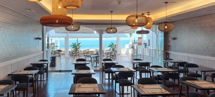 蒙特里海岸酒店(Hotel Monterrey Costa)图片