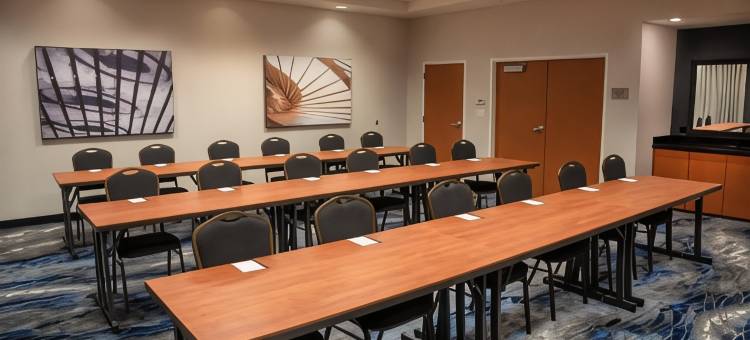 刘易斯堡万豪万枫酒店(Fairfield Inn & Suites Lewisburg)图片