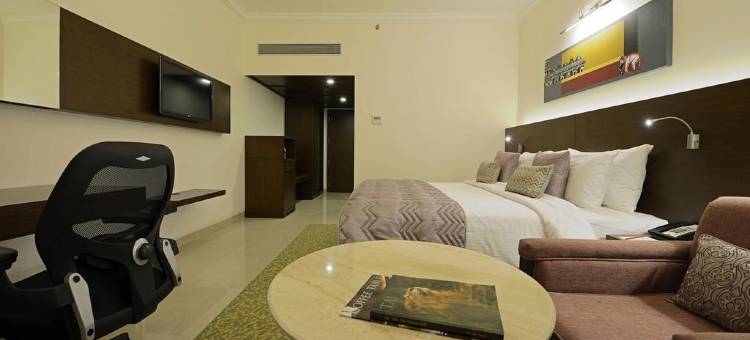 纳文湖畔酒店(Hotel Naveen Lakeside)图片