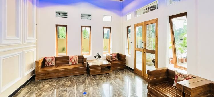 RedDoorz @ Gunari Guest House Merek Karo图片