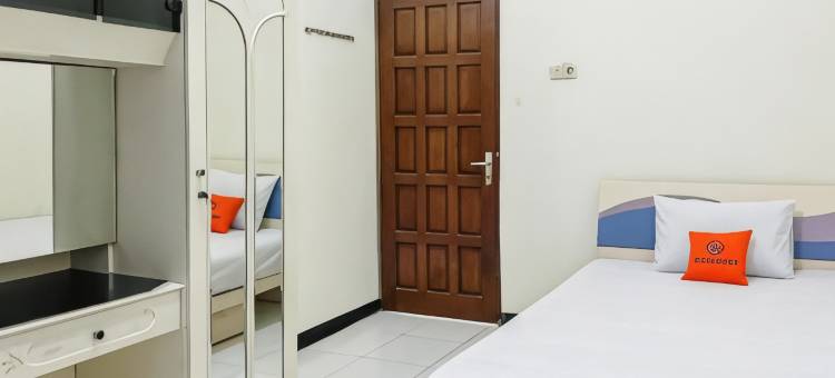 库尔科斯特伊斯兰酒店-近泗水伦马克商场(KoolKost Syariah Near Lenmarc Mall Surabaya)图片