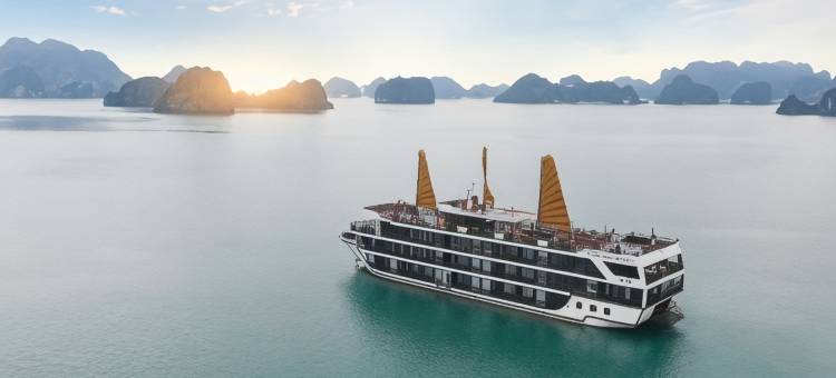 女王传奇游轮酒店(La Regina Legend Cruise)图片