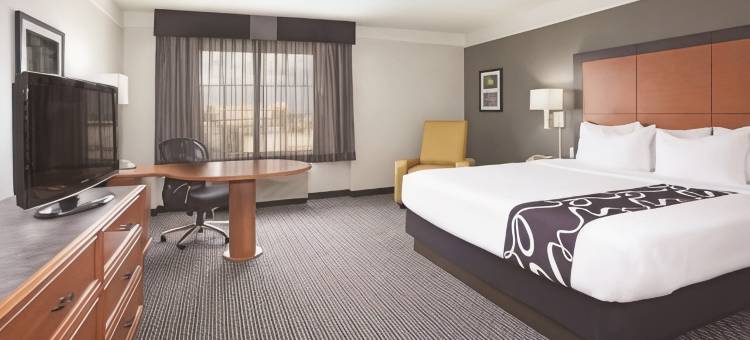 普韦布洛拉昆塔温德姆套房酒店(La Quinta Inn & Suites by Wyndham Pueblo)图片