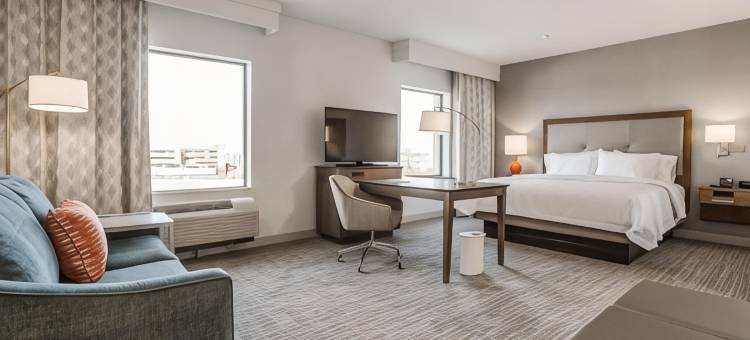 达拉斯中环/北公园区欢朋酒店(Hampton Inn & Suites North Dallas Central Expy)图片