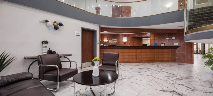 路易斯威尔机场南呗盟套房酒店(Baymont by Wyndham Louisville Airport South)图片