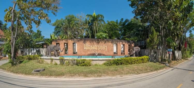 湖安达哈度假村(Huandalha Resort Lumphun)图片