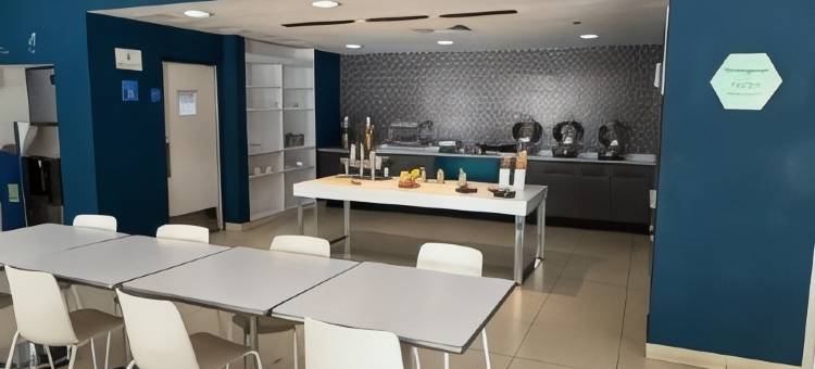 伊拉普阿托米森快捷酒店(One Irapuato)图片