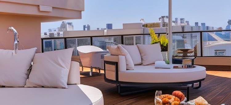 德布拉·布朗(Debrah Brown, a Member of Brown Hotels)图片