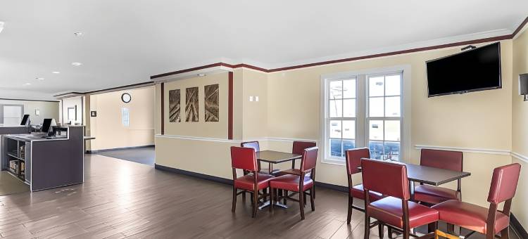 OYO塔尔萨北谢里登路机场酒店(OYO Hotel Tulsa N Sheridan Rd & Airport)图片