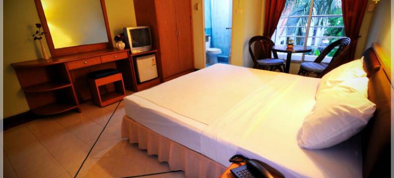 布萨文酒店(Boonthavon)图片