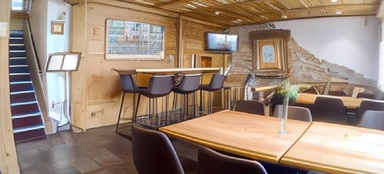 阿尔皮纳酒店(Alpina)图片