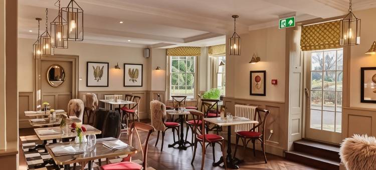 克鲁斯伯恩哈姆比奇斯酒店(Burnham Beeches Hotel)图片