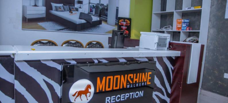 月光漫步者公寓(Moonshine Walkers)图片