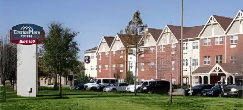 达拉斯贝德福德万豪TownePlace酒店(TownePlace Suites Dallas Bedford)图片