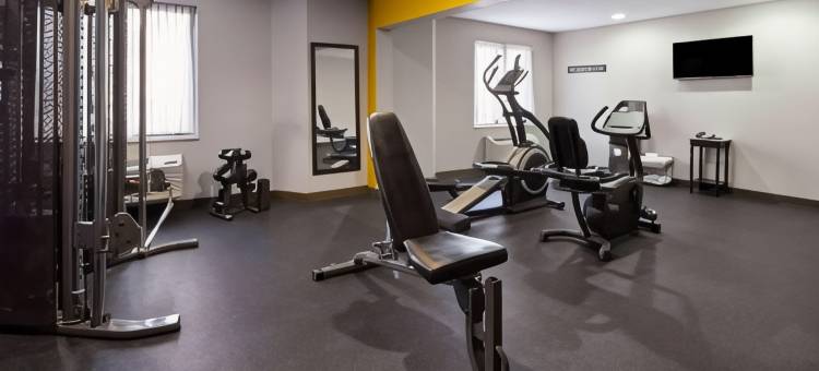 纽华克特拉华大学呗盟套房酒店(Baymont by Wyndham Newark I-95 at University of Delaware)图片