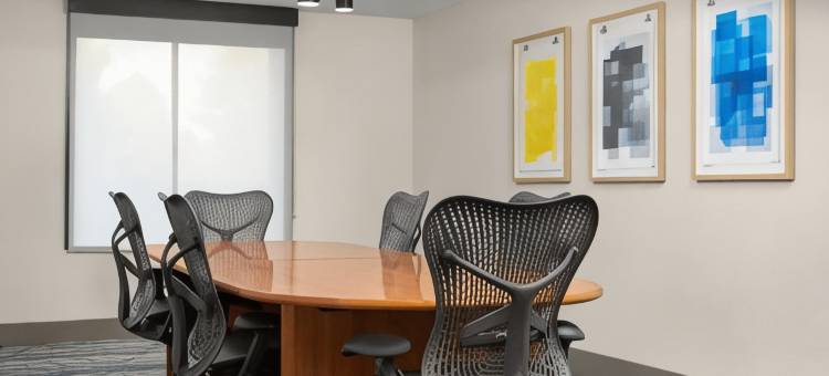 智选假日套房酒店格林斯伯勒 - 机场地区(Holiday Inn Express & Suites Greensboro - Airport Area)图片