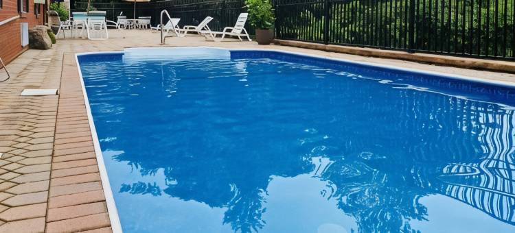 舒适套房酒店(Comfort Inn & Suites Sturbridge-Brimfield)图片