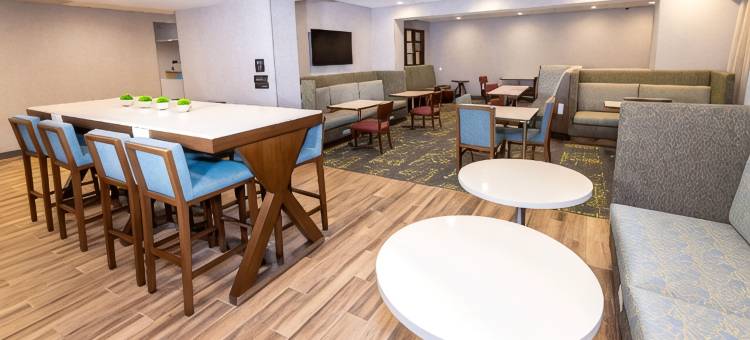 塞尔玛欢朋酒店(Hampton Inn by Hilton Selma)图片