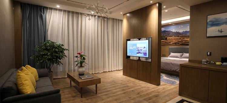 芒康康愿假日大酒店图片