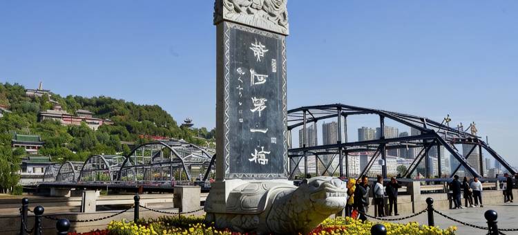 见一面青年旅社图片