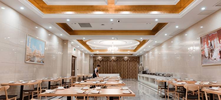 维也纳酒店(丹阳眼镜城高铁站大泊店)图片
