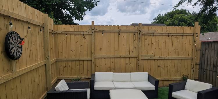 Renovated 3 bd 2.5 bath centrally located next to MTSU/Night life/Restaurants/DT图片