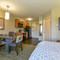 Candlewood Suites 梅德福