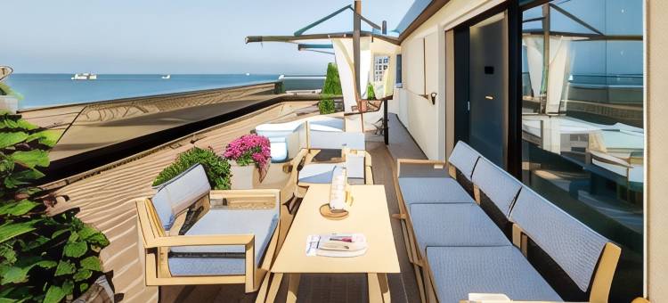 卡拉海滩度假村(Cala Beach Resort)图片