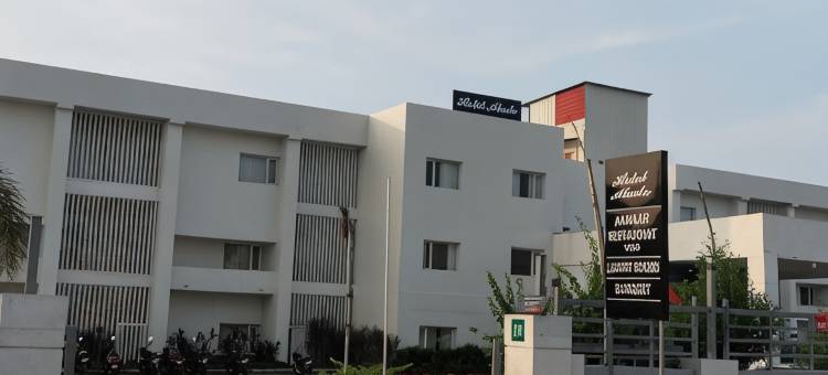 Hotel Abode Mantralayam图片