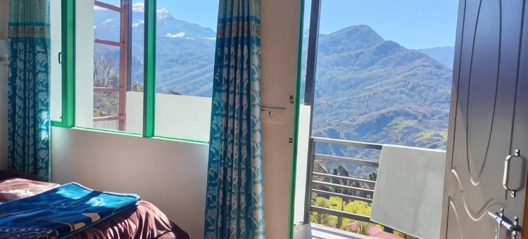 月亮咖啡馆和住宿酒店(Moon Hotel Tungnath)图片