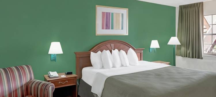 迈尔斯堡温德姆豪生酒店(Howard Johnson by Wyndham Ft. Myers FL)图片