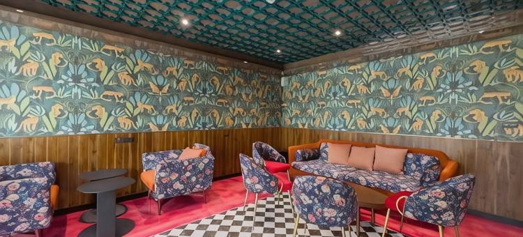 艾卡迈华美达酒店(Ramada Tenn Ekamai)图片