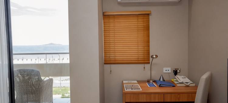 埃拉海滩酒店(Ela Beach Hotel & Apartments)图片