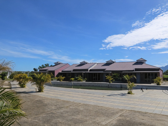 斐济欢乐世界广场酒店