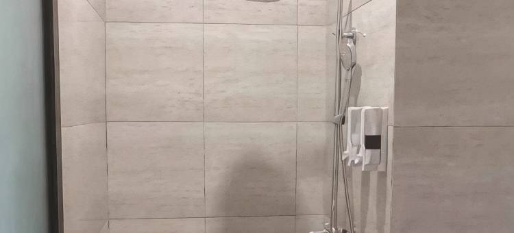 加蒂旺宜伊斯兰教宾馆-红门酒店(Jatiwangi Syariah Guest House Mitra RedDoorz)图片