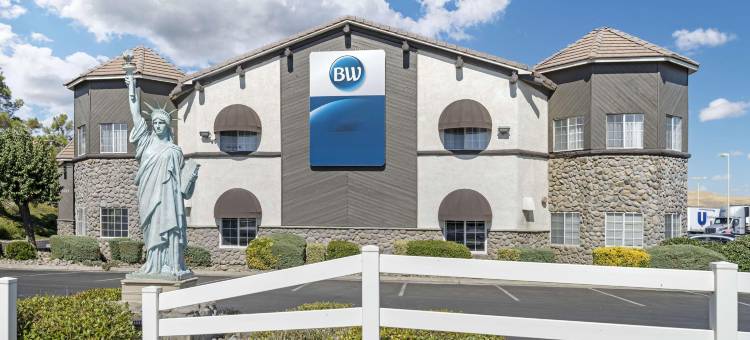自由贝斯特韦斯特酒店(Best Western Liberty Inn)图片