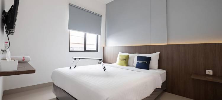 桑斯酒店·麦克斯生活-珍加连(Sans Hotel Max Living Cengkareng)图片