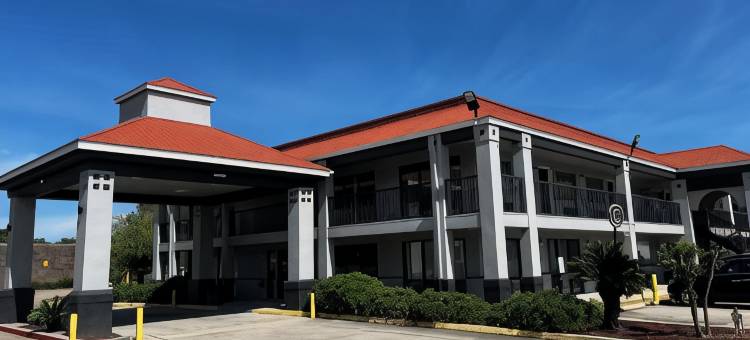 斯莱德尔速8酒店(Super 8 by Wyndham Slidell)图片