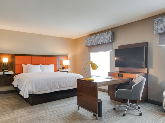 纳什维尔北天际线智选假日套房酒店