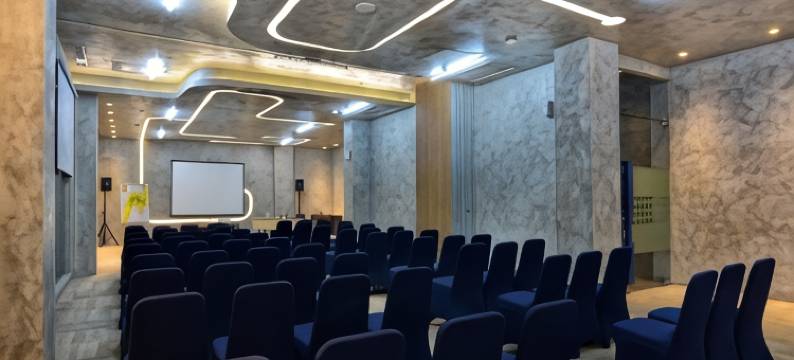 杰默萨里叶露酒店(Yello Hotel Jemursari)图片